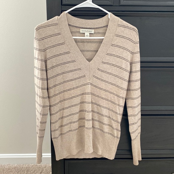 Banana Republic Sweaters - BANANA REPUBLIC Cashmere Sweater